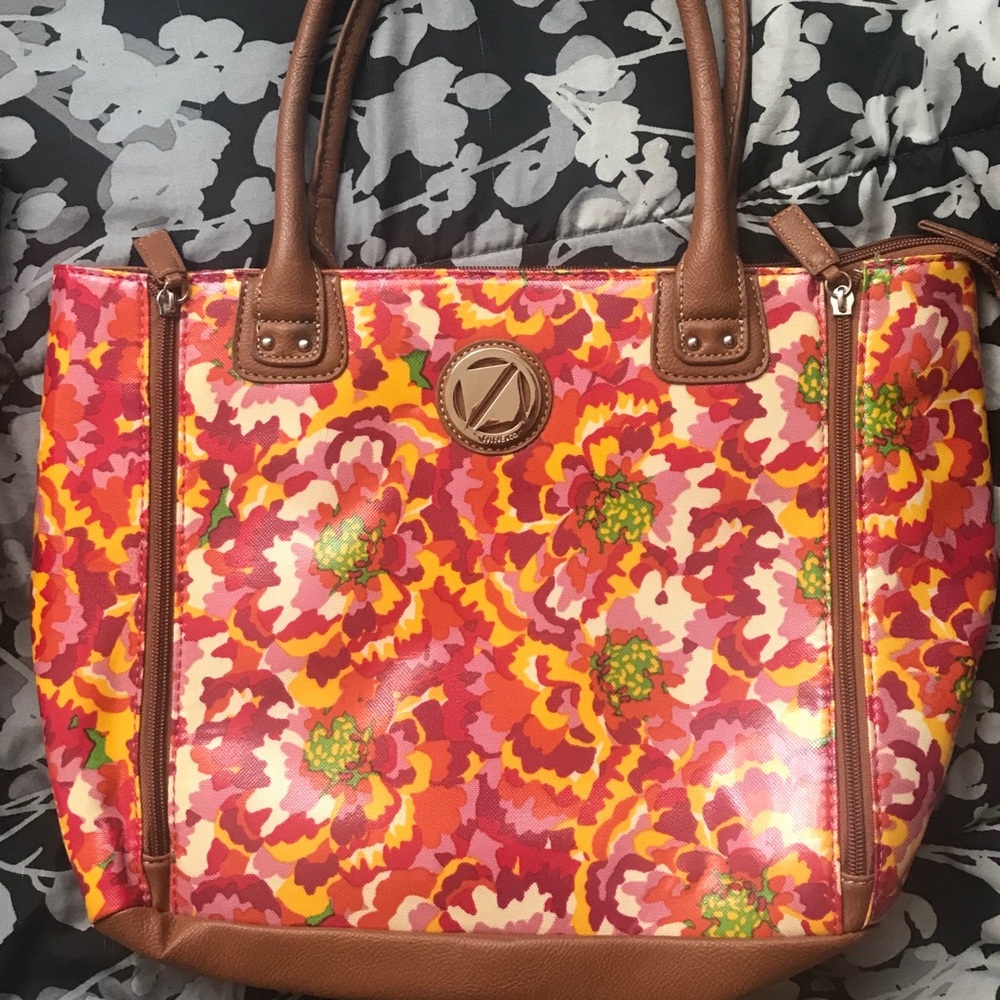 ⚡️⚡️Nine & Co. purse